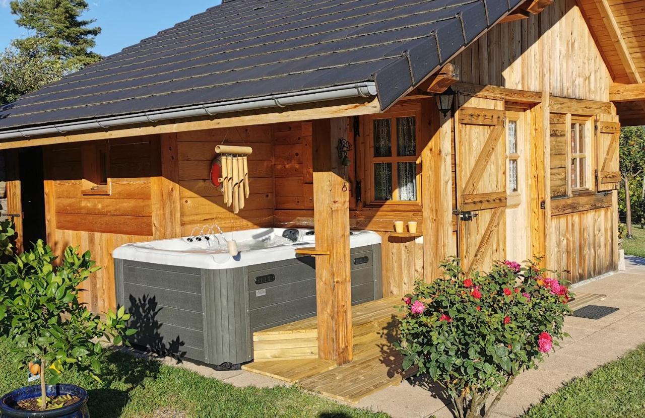 Au Petit Chalet Avec Son Spa - Escapade En Amoureux ! Cruet Eksteriør bilde